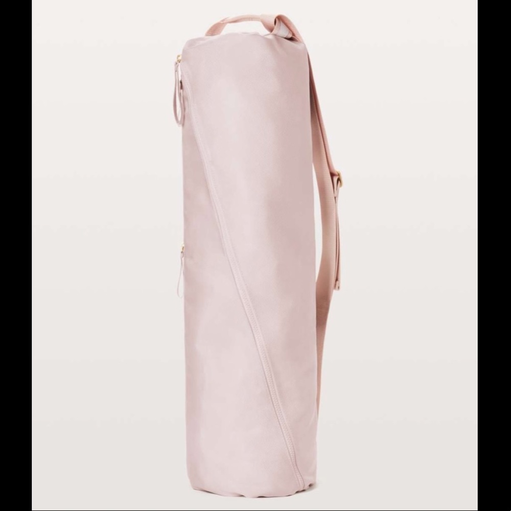 Lululemon misty pink yoga mat bag